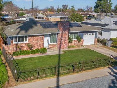 1524 W Fountain Way, Fresno, CA 93705